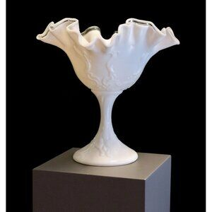Fenton Silver Crest White Milk Glass Pedestal Bowl PM08 O